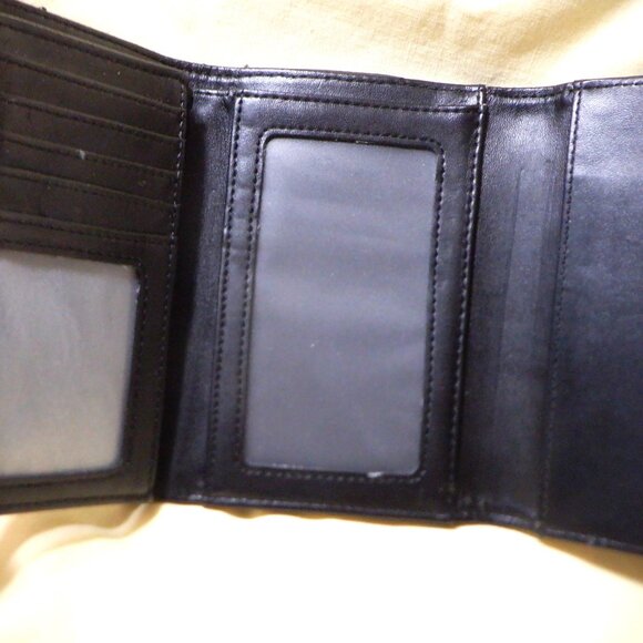 Wallet / Card Holder Neat and Compact - Picture 3 of 3